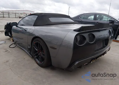 2003 Chevrolet Corvette из США, поврежденный, VIN 1G1YY32G535129682